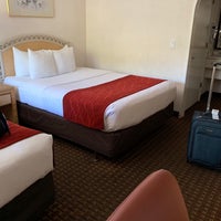 Photo taken at Comfort Inn by Alice H. on 7/14/2019