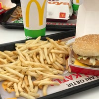 Photo taken at McDonald&amp;#39;s by parichehrr e. on 5/27/2019