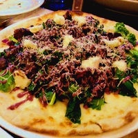 2/24/2017 tarihinde Nilli Pasta &amp;amp; Pizzaziyaretçi tarafından Nilli Pasta &amp;amp; Pizza'de çekilen fotoğraf