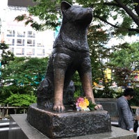 Photo taken at Hachiko Statue by たけ１１ on 5/6/2017