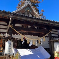 Photo taken at Sanada Jinja Shrine by たけ１１ on 1/8/2024