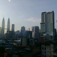 รูปภาพถ่ายที่ Kuala Lumpur International Hotel โดย Muin A. เมื่อ 9/23/2018