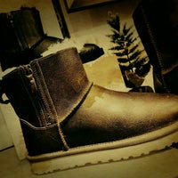 ugg australia honolulu