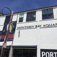 Foto tirada no(a) Monterey Bay Aquarium por Augusta B. em 5/14/2016