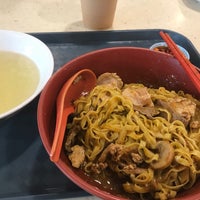 Photo taken at 58 Minced Meat Noodle by Oldpier on 12/30/2017