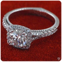 Emerald lady jewelry deals