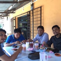 Review Warung Sup Kurniawan