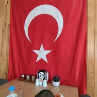 Foto tomada en Köfteci İlhan  por 🤍ChefsGozde07gs🤍 el 11/15/2021