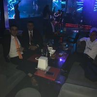 Photo taken at Retro Metro Night Club by Riwayvıl İ. on 10/30/2017