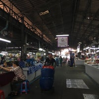 Photo taken at ตลาดวัฒนานันท์ (ฝั่งโขง) Wattananun Market (Fang Khong) by Jennie L. on 3/3/2017