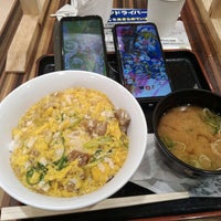 Photo taken at まんぷく食堂 by アクショー ビ. on 5/15/2021