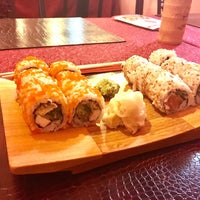 Photo taken at Sushi &amp;amp; Noodle House by Mehdi R. on 9/2/2017