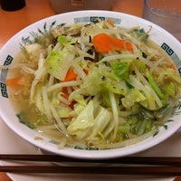 Photo taken at 日高屋 府中けやき通店 by Kaoru O. on 11/26/2012