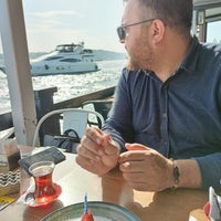 Foto tirada no(a) Ortaköy Kumpir &amp;amp; Waffle por Olcay I. em 10/27/2023