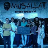 Foto tirada no(a) Musallat Konya Korku Evi por # Etem #. em 9/6/2016