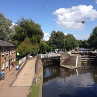 Photo taken at Batchworth Lock (Lock 81) by András N. on 8/17/2014