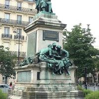 Photo taken at Statue de d&amp;#39;Artagnan by Felipe D. on 7/21/2016