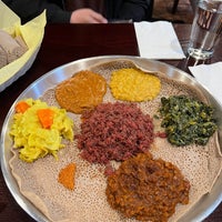 Das Foto wurde bei Walia Ethiopian Cuisine von Christina M. am 4/7/2024 aufgenommen