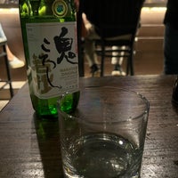 Foto tirada no(a) I Privé - Sushi · Sake · Spirits por Christina M. em 11/20/2022