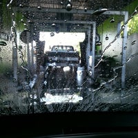 5/18/2013 tarihinde Corey R.ziyaretçi tarafından Breezy&amp;#39;s Car Wash'de çekilen fotoğraf