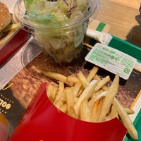 Photo taken at McDonald&amp;#39;s by うたこ 鎌. on 12/19/2022