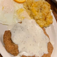 Photo taken at Cracker Barrel Old Country Store by Bradley S. on 5/4/2019
