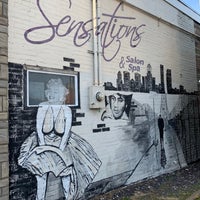 Foto tirada no(a) Sensations Salon &amp;amp; Spa por Melanie R. em 11/25/2019