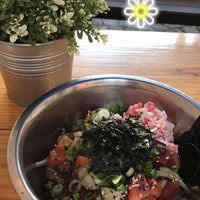 Photo taken at Ono Poke by Carrie Rose S. on 7/3/2017