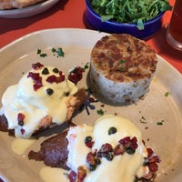 Photo taken at Snooze, an A.M. Eatery by Carrie Rose S. on 12/27/2016