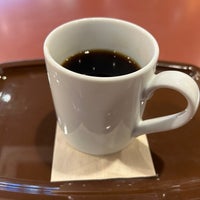 Photo taken at Caffè Veloce by Kosuke M. on 1/10/2024