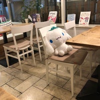Photo taken at Dolci Cafe SILKREAM by ぶしもー on 5/5/2019