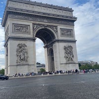 Photo taken at Arc de Triomphe by 3 Az ✨. on 7/4/2023