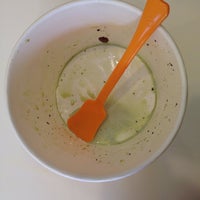 Photo taken at Orange Leaf Frozen Yogurt by Chelsea V. on 9/21/2014
