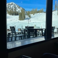 Foto tirada no(a) Mammoth Mountain Ski Resort por Janice F. em 2/10/2023