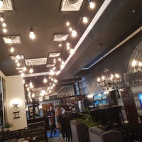 Das Foto wurde bei One 2 One Lounge &amp; Restaurant von Oleksii K. am 10/11/2018 aufgenommen