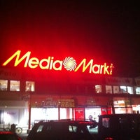 รูปภาพถ่ายที่ MediaMarkt โดย DerFlo เมื่อ 11/11/2013