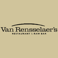 Foto tirada no(a) Van Rensselaer’s Restaurant and Raw Bar por Van Rensselaer’s Restaurant and Raw Bar em 4/14/2015
