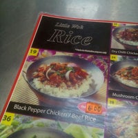 Review Lotus's Food Court