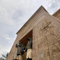 Photo taken at Revenge Of The Mummy by ~ 5 u p p @ 7 o v 3 ~ on 10/21/2022
