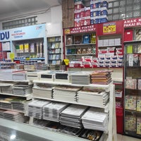 Review Toko Merah Gejayan