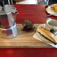 12/9/2017 tarihinde Cindy A.ziyaretçi tarafından Puroast Coffee'de çekilen fotoğraf