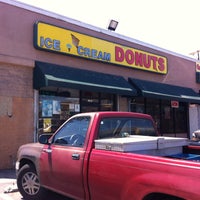 Photo taken at Michells Donut House by Nadeem B. on 5/13/2013