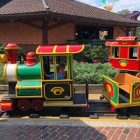 Marketplace train hotsell express disney springs