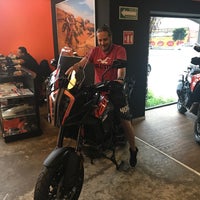 Photo taken at Hiperbikes Capital KTM by Miguel Angel J. on 7/13/2018