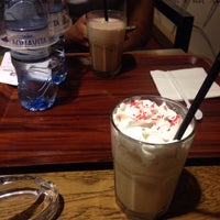 Photo taken at Gloria Jean&amp;#39;s Coffees by Muhammed O. on 9/27/2015