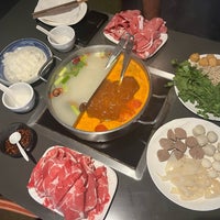 Photo taken at Happy Lamb Hot Pot 快乐小羊 by Ava B. on 6/11/2023