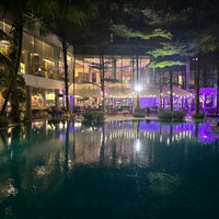 Photo taken at DoubleTree by Hilton Hotel Jakarta Diponegoro by Ken on 5/22/2023