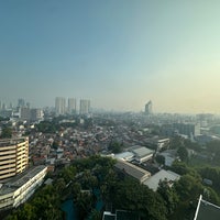 Foto tirada no(a) DoubleTree by Hilton Hotel Jakarta Diponegoro por Ken em 5/24/2023