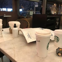 Photo taken at Starbucks by Nicomedya on 3/10/2022