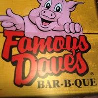 Photo prise au Famous Dave&amp;#39;s par RingleaderENT le10/13/2012